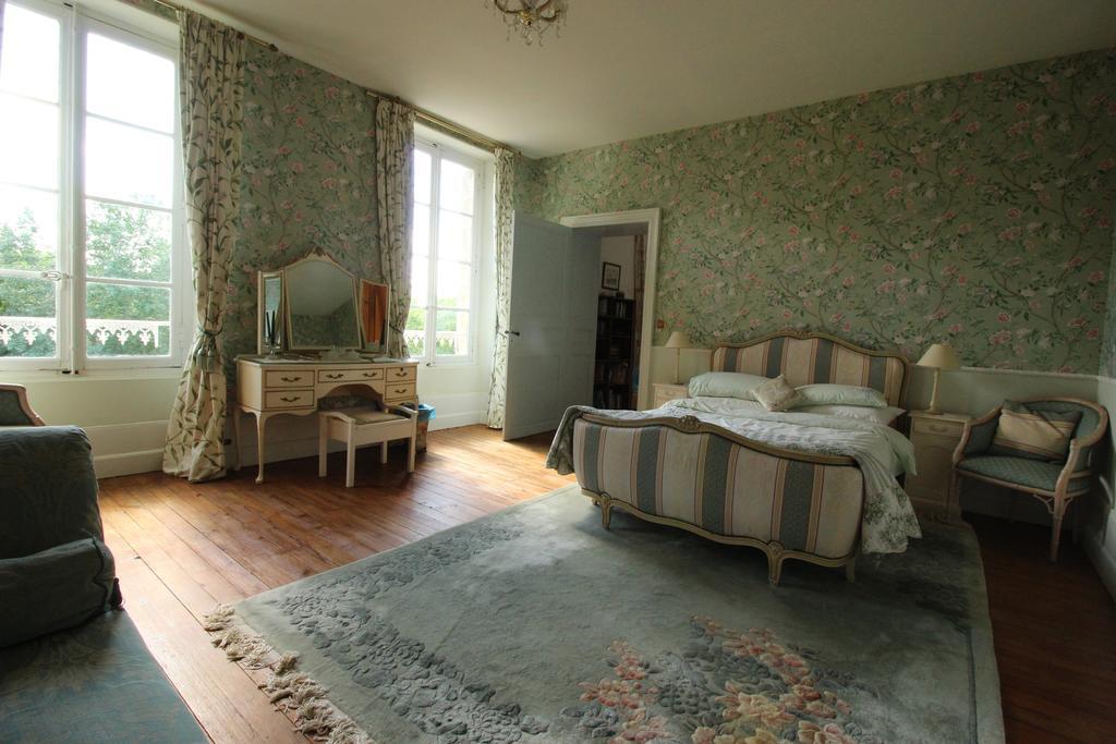 Bed and Breakfast Manoir Angle Blanzay-sur-Boutonne Camera foto